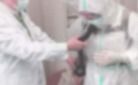 ������һ�߹�����дһ����