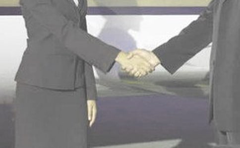 涉外礼仪:穿衣别出洋相