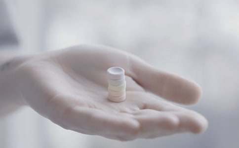 �μ����˳�ҩ