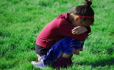 梦见去世奶奶哭泣