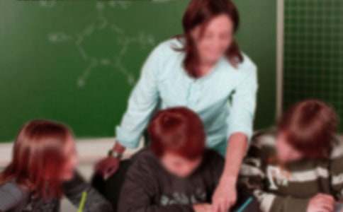 ְҵѧУ��ʦ��ȹ����ܽ�14ƪ